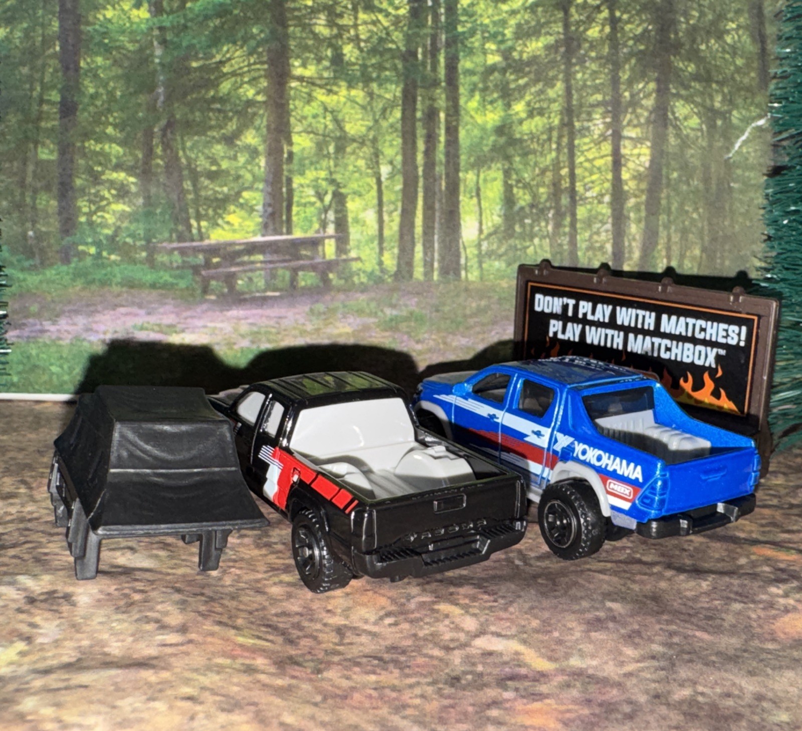 Matchbox 2016 Toyota Tacoma w/ Removable Top & Helux Yokohama Off Road II NLFFP