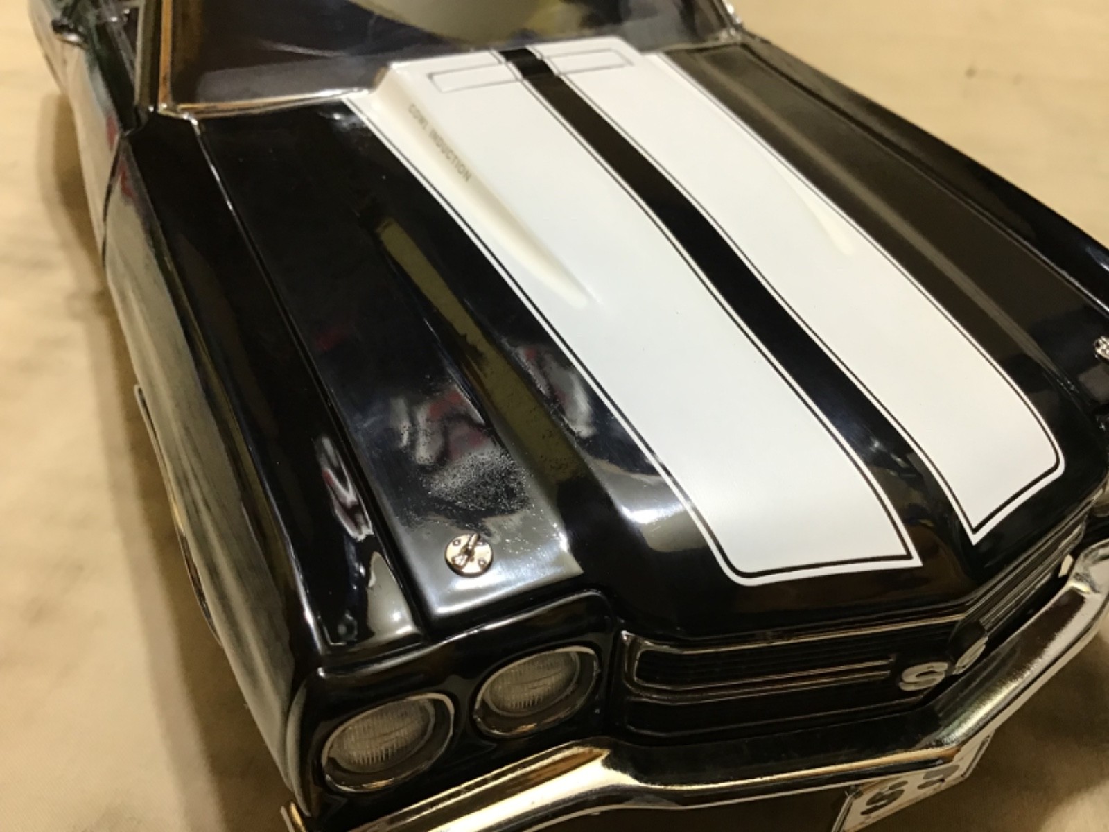 CHEVELLE LEGEND BLACK SS 454 1970 CHEVY 1/18 ACME A1805501 no box defect read !!