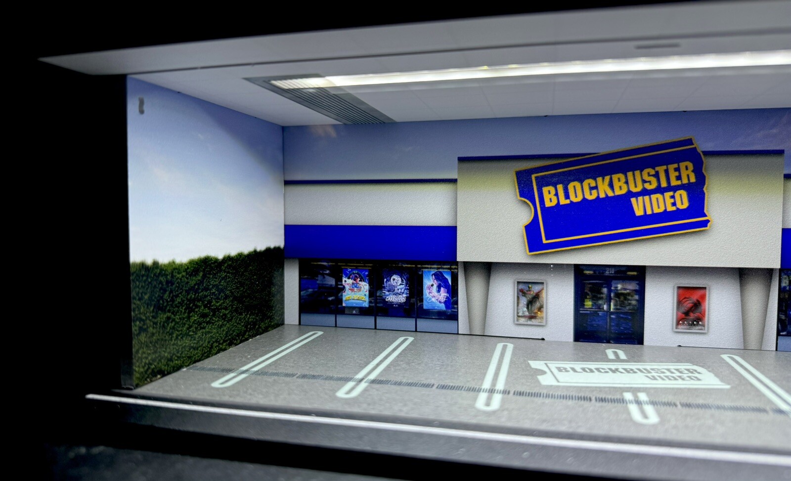 Blockbuster Store Front Theme 1/64 Scale Garage Diorama w/ LED Lighting