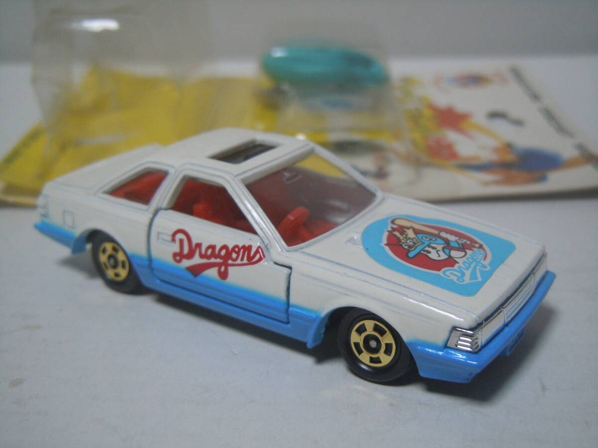 Baseball Tomica 5-2-10 Soarer 2800GT (White/Light Blue – Chunichi Dragons)