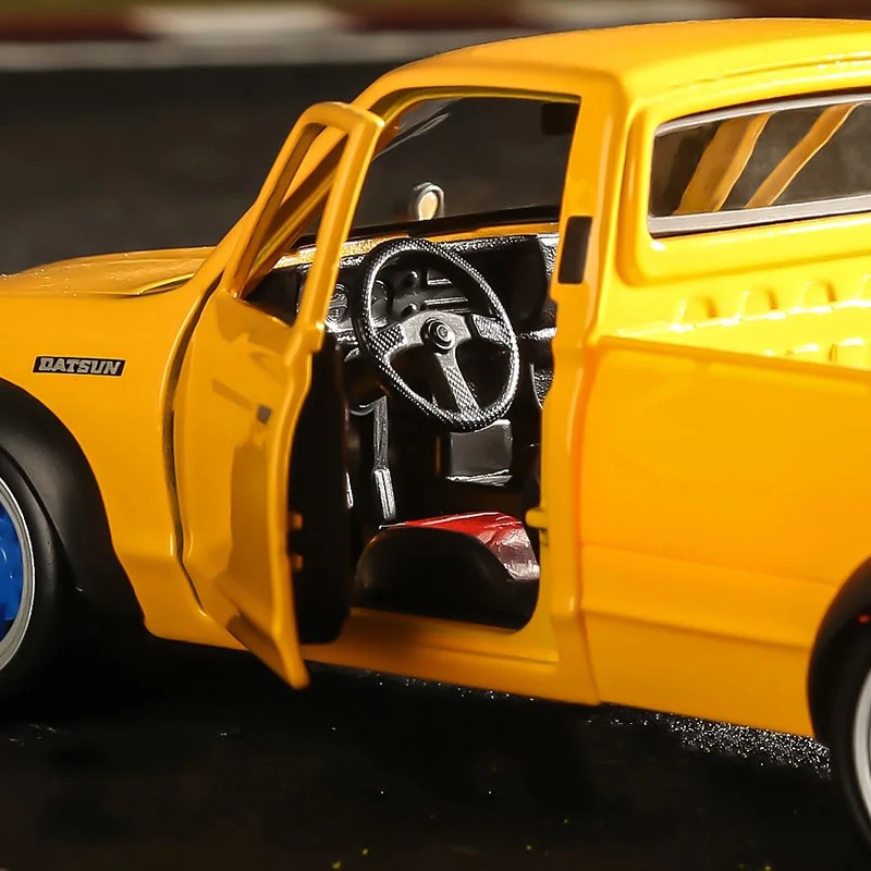 Maisto 1:24 Datsun 620 1973 Pickup Alloy Car Model Diecast Metal Off-road Vehicl