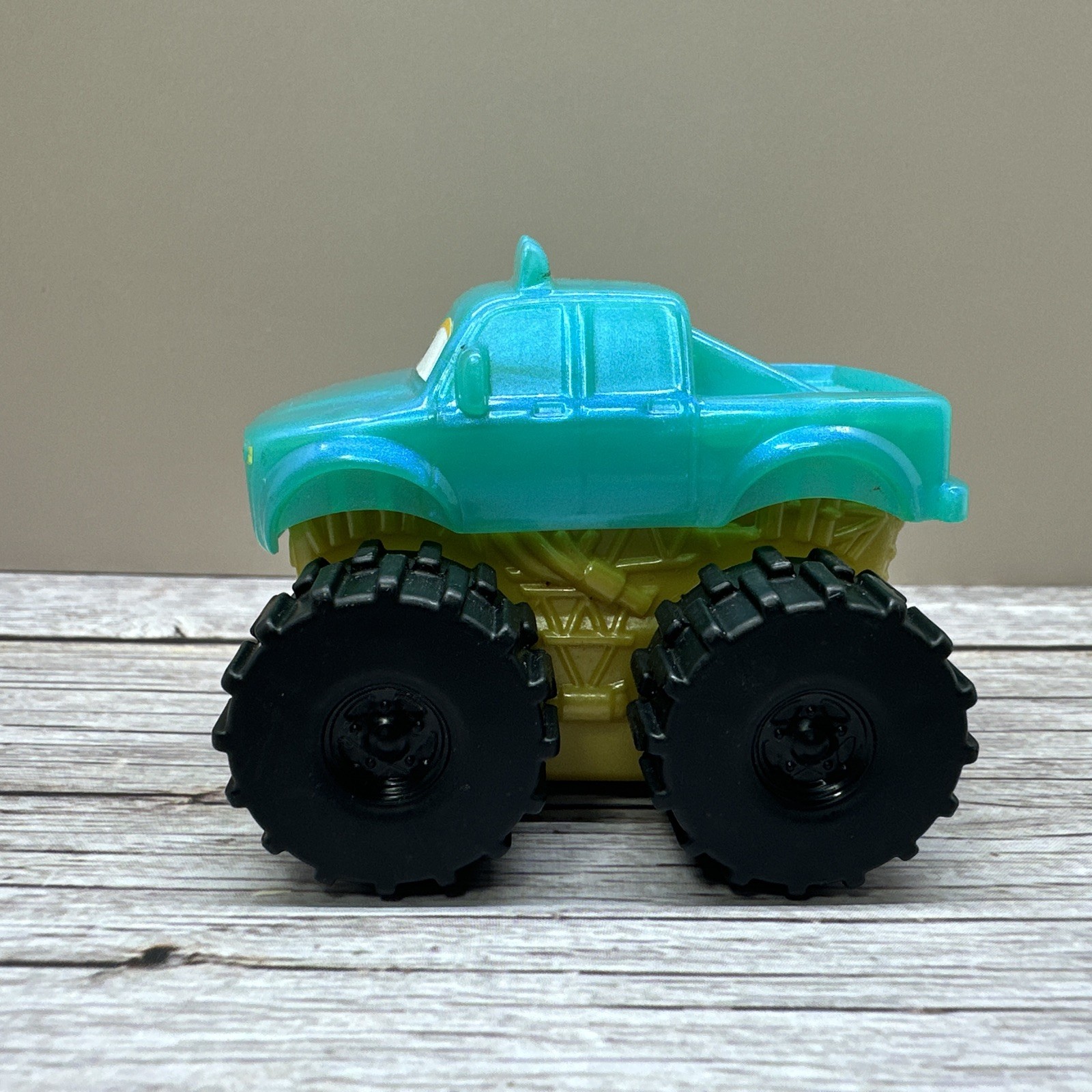 Disney Pixar Cars Mini Racer 2022 On The Road Ivy Monster Truck Preowned