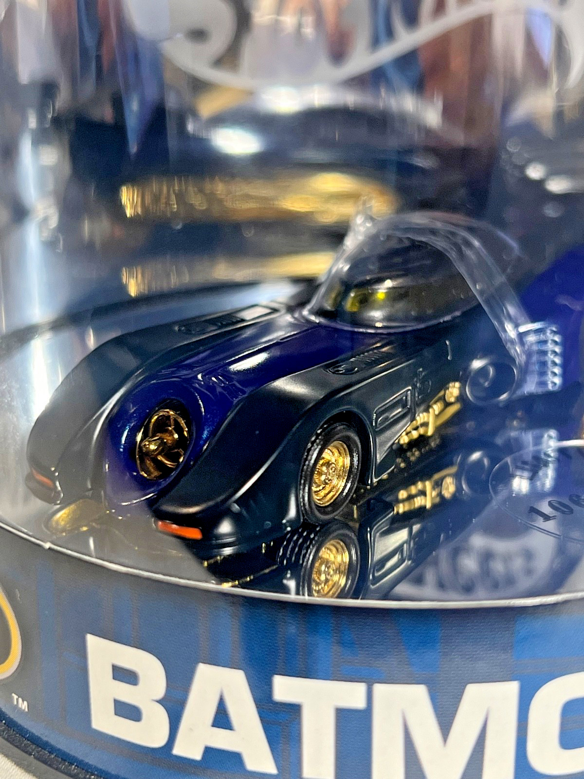 RARE – 2004 Hot Wheels Batmobile Series Oil Can 1 of 3 Limited Edition 1065/4000