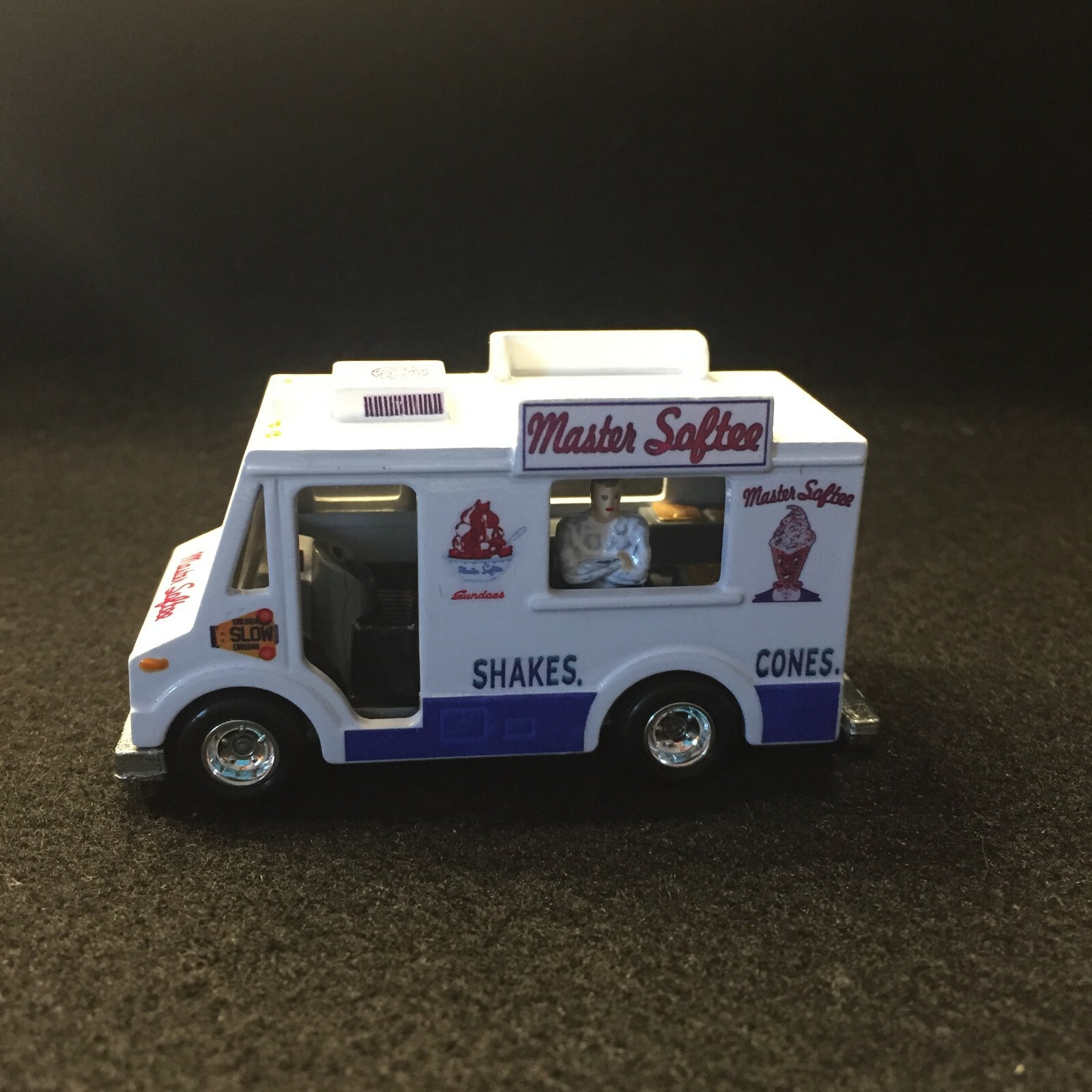 Clear 1:64 Waterslide for Hot Wheels Ice Cream Truck Quick Bite Master Softee