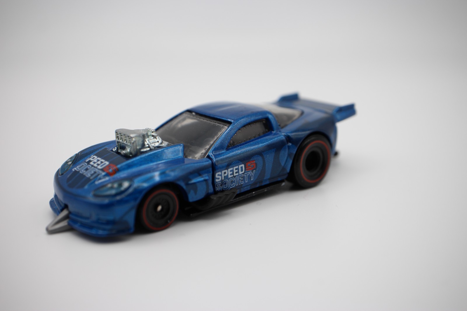 Hot Wheels ’12 Chevy Corvette Z06 Drag Racer Speed Society Blue 1:64 Loose 2021