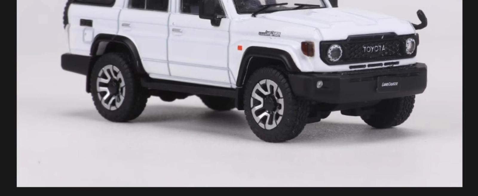 GCD 1:64 Toyota LAND CRUISER LC70 LC76 SUV Alloy Car Model Diecast & Toy Vehicle