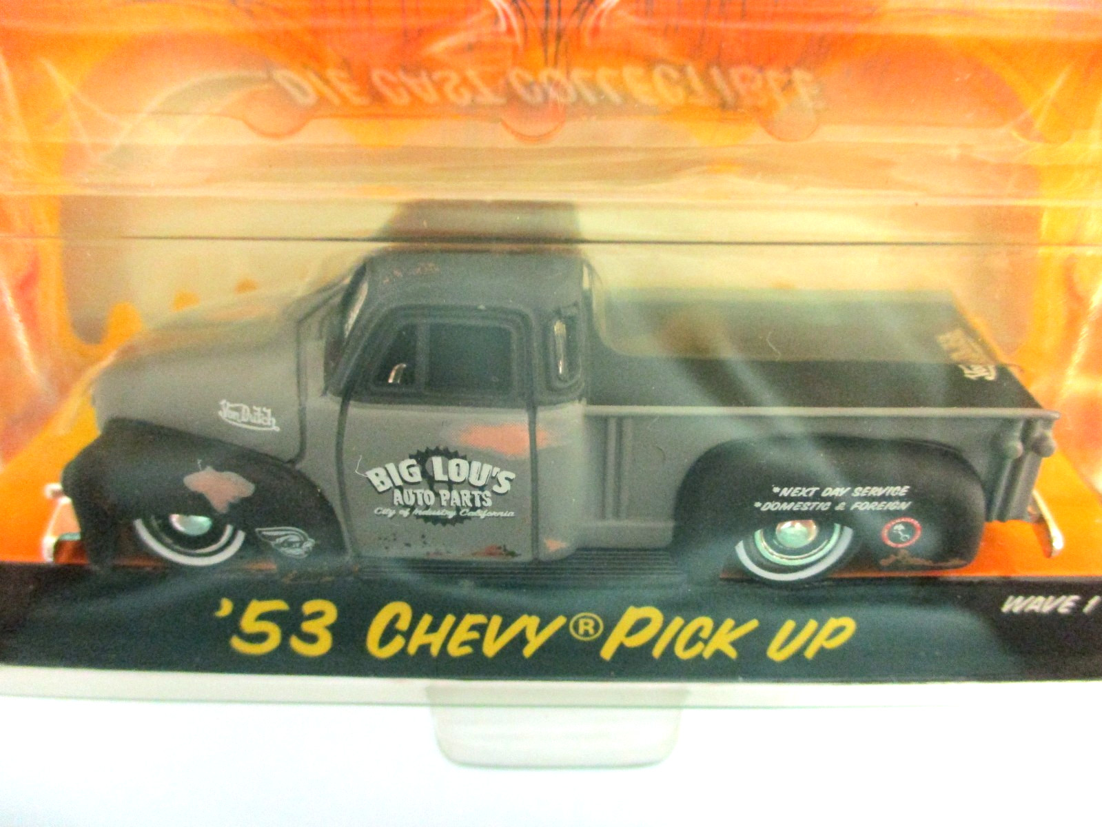 JADA – VON DUTCH GARAGE – 1953 CHEVROLET 3100 PICKUP TRUCK LOWRIDER – 1/64