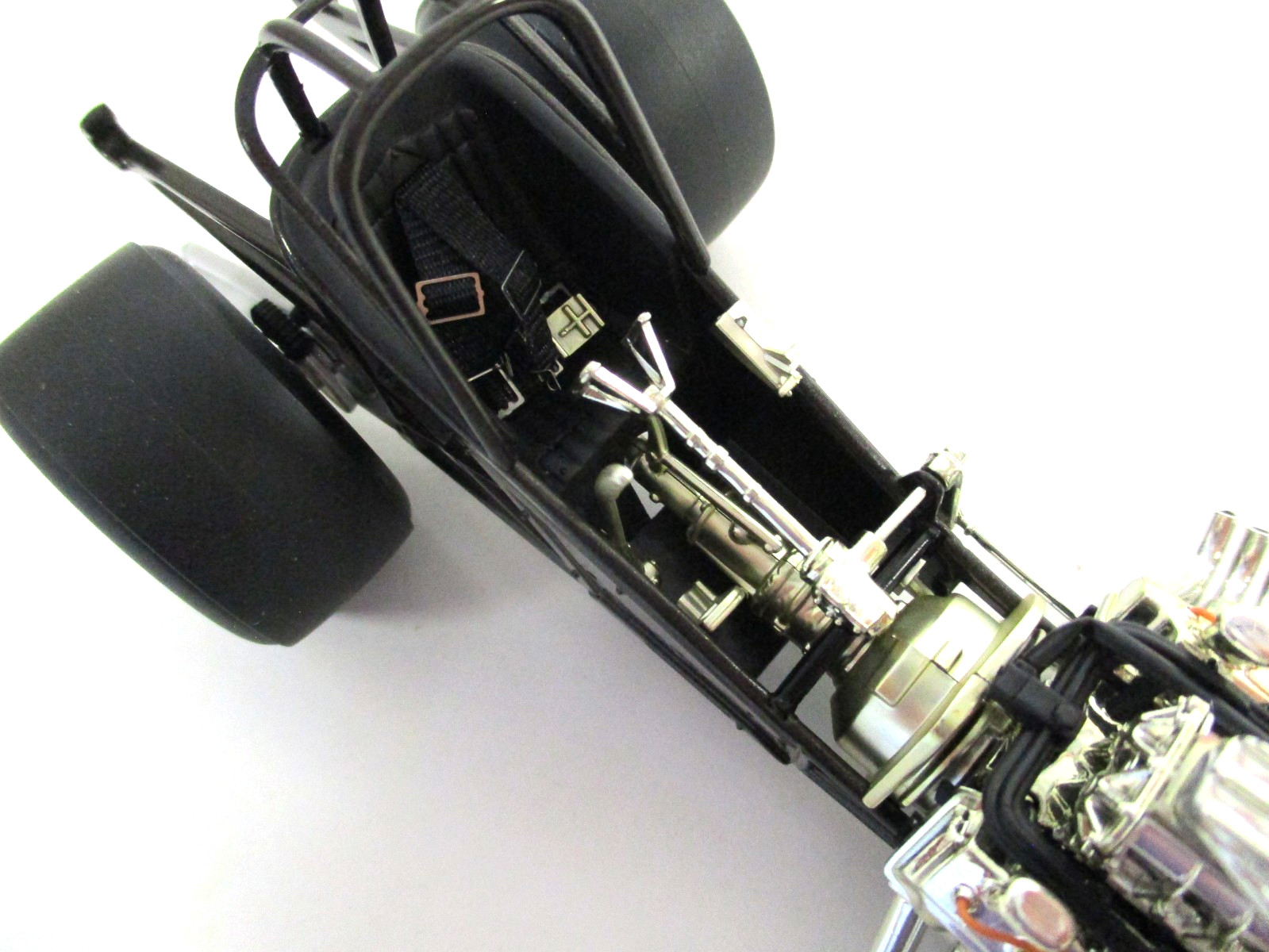 THE FLOPPERS 1320 – DUNN & REATH PLYMOUTH ‘CUDA FUNNY CAR – 1/24 DIECAST