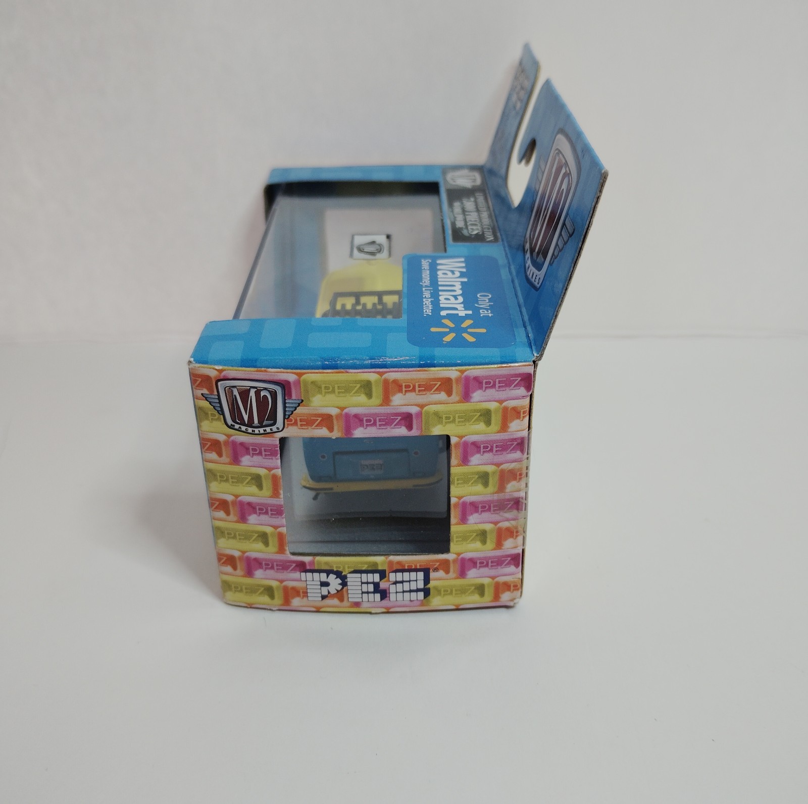 New M2 Machines PEZ 1960 VW Delivery Van Blue And Yellow 1:64 Scale