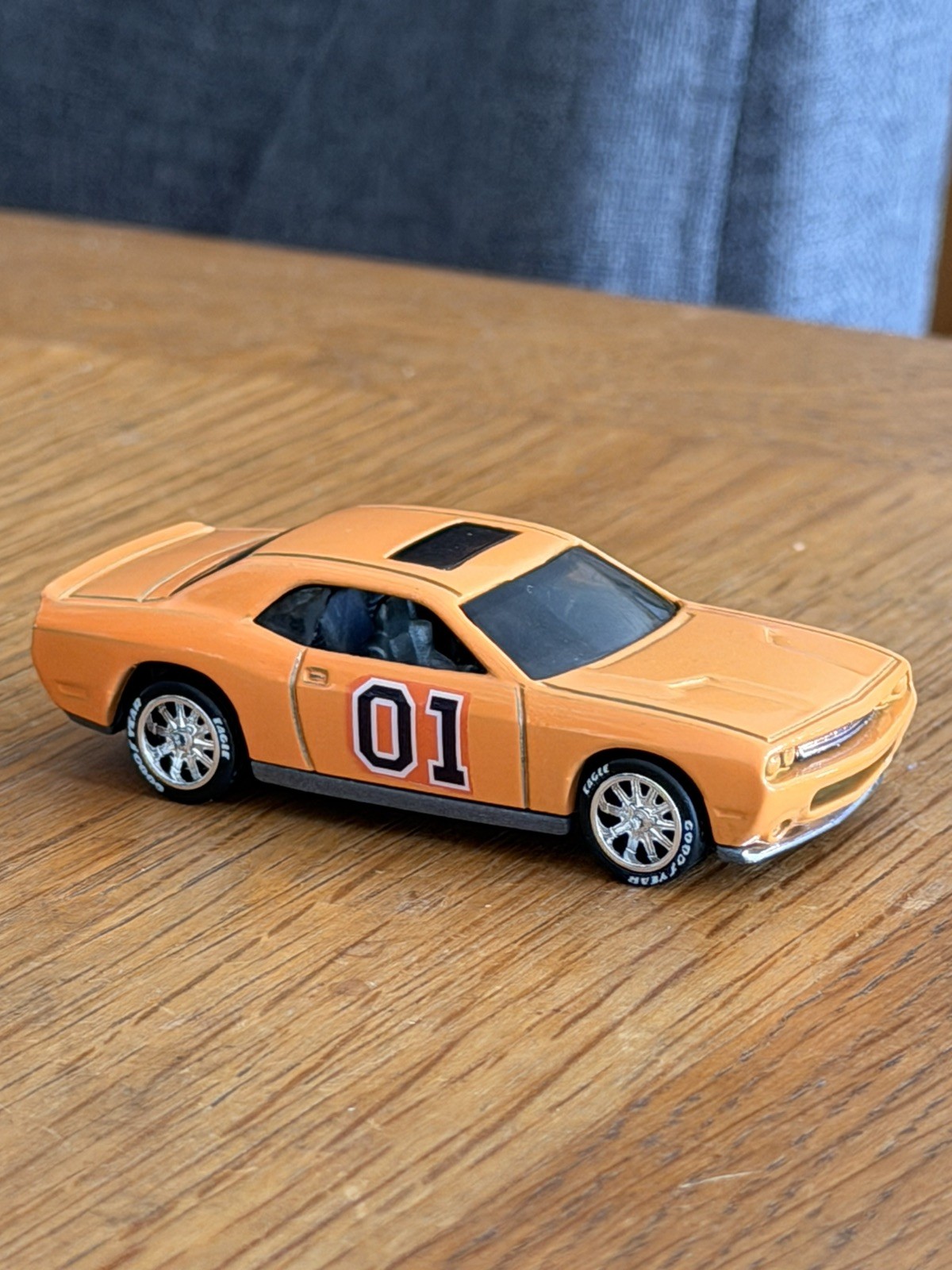 Hot Wheels General Lee Dodge Challenger 1:64 Die Cast Dukes Of Hazzard Race Car