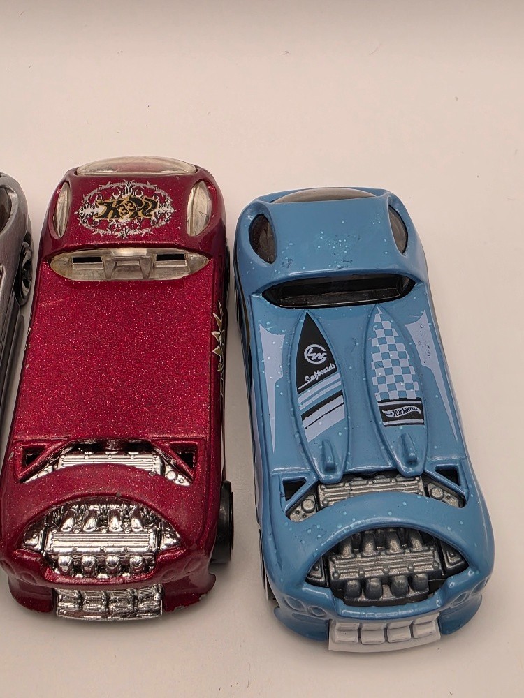 LOT OF DEORA II 1999 SILVER, MAROON, & DYED BLUE (LOT 17329)
