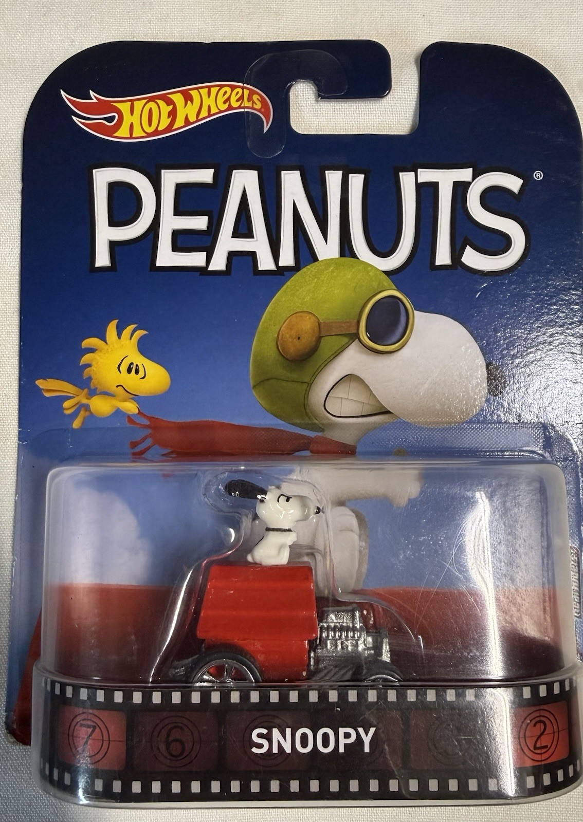 Hot Wheels Retro Entertainment Peanuts Snoopy