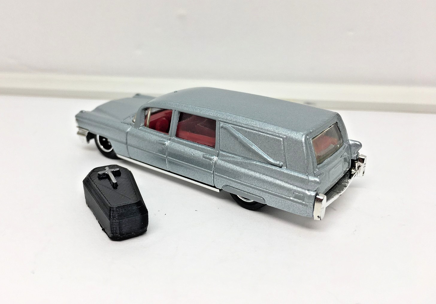 MATCHBOX Silver Metallic ’63 Cadillac Hearse, Coffin, Diorama, Man Cave,She Shed