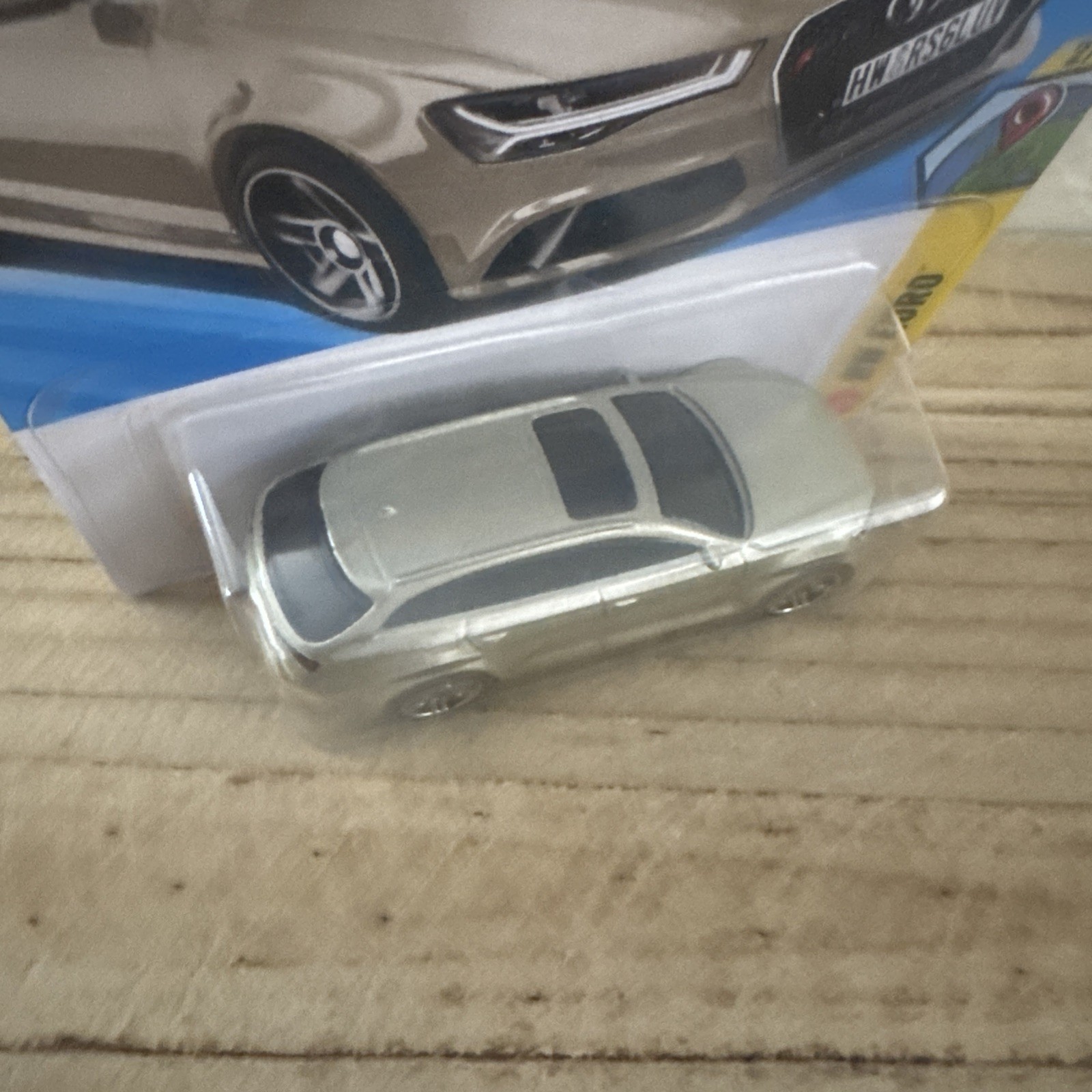 2026 Hot Wheels 2017 Audi RS 6 Avant 66/250 Champagne 2/10 HW Euro