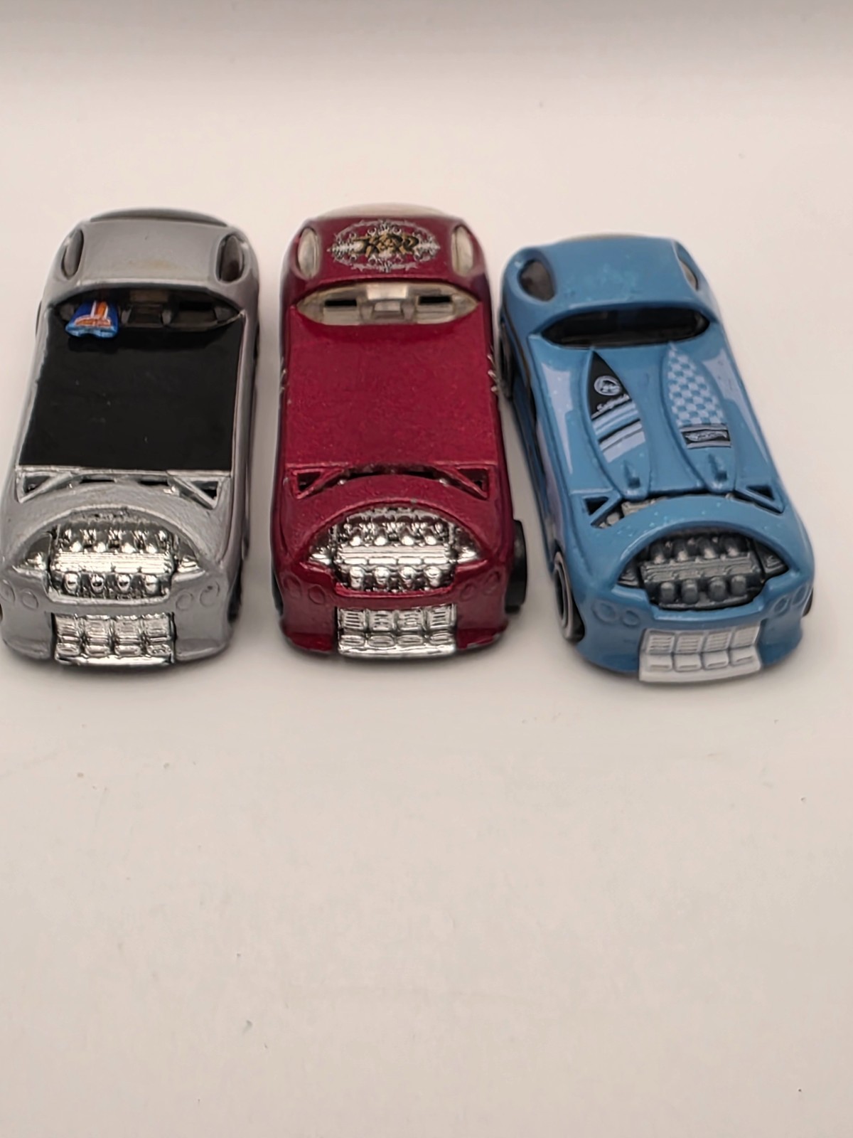 LOT OF DEORA II 1999 SILVER, MAROON, & DYED BLUE (LOT 17329)