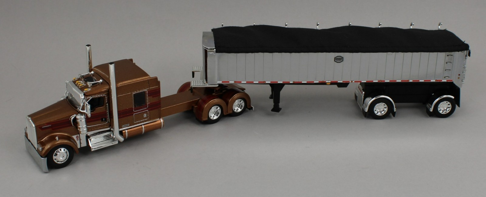 DCP 1:64 *BRONZE* Kenworth W900L 72″ Flattop w/CHROME Mac Coal End Dump Trailer