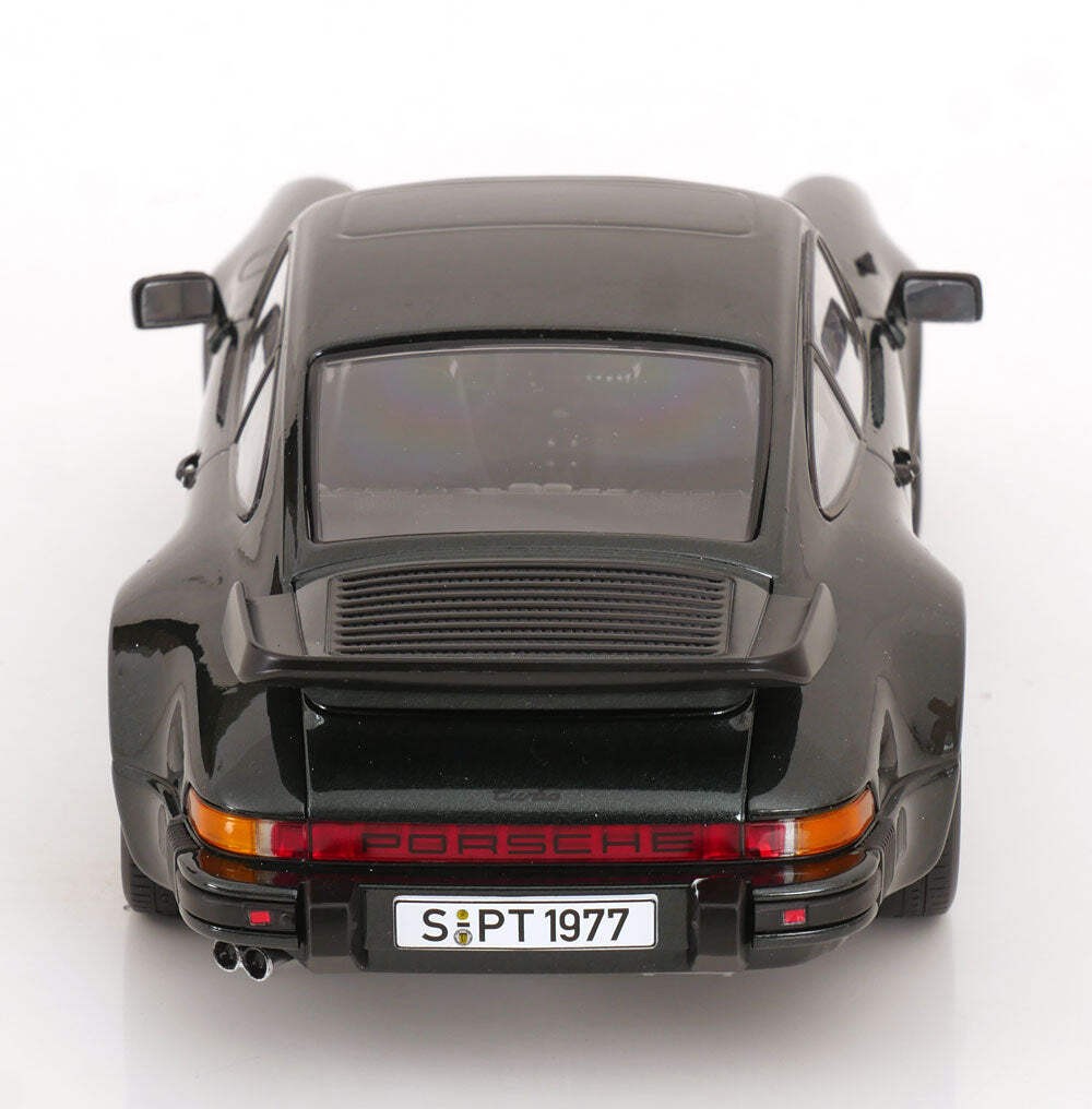 KK Scale 1977 Porsche 911 930 Turbo 3.3 Dark Green Metallic 1:18 KKDC181441