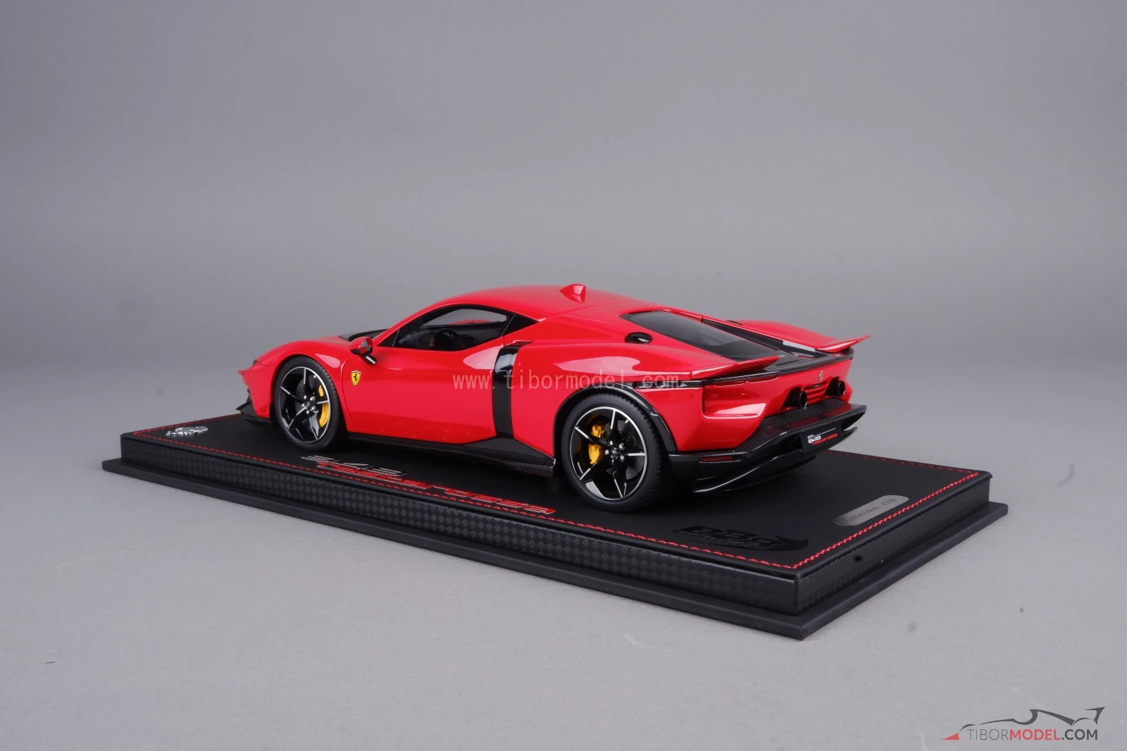 Ferrari 849 Testarossa 2025 red, rosso corsa, with showcase, 1:18 BBR, P18275D1
