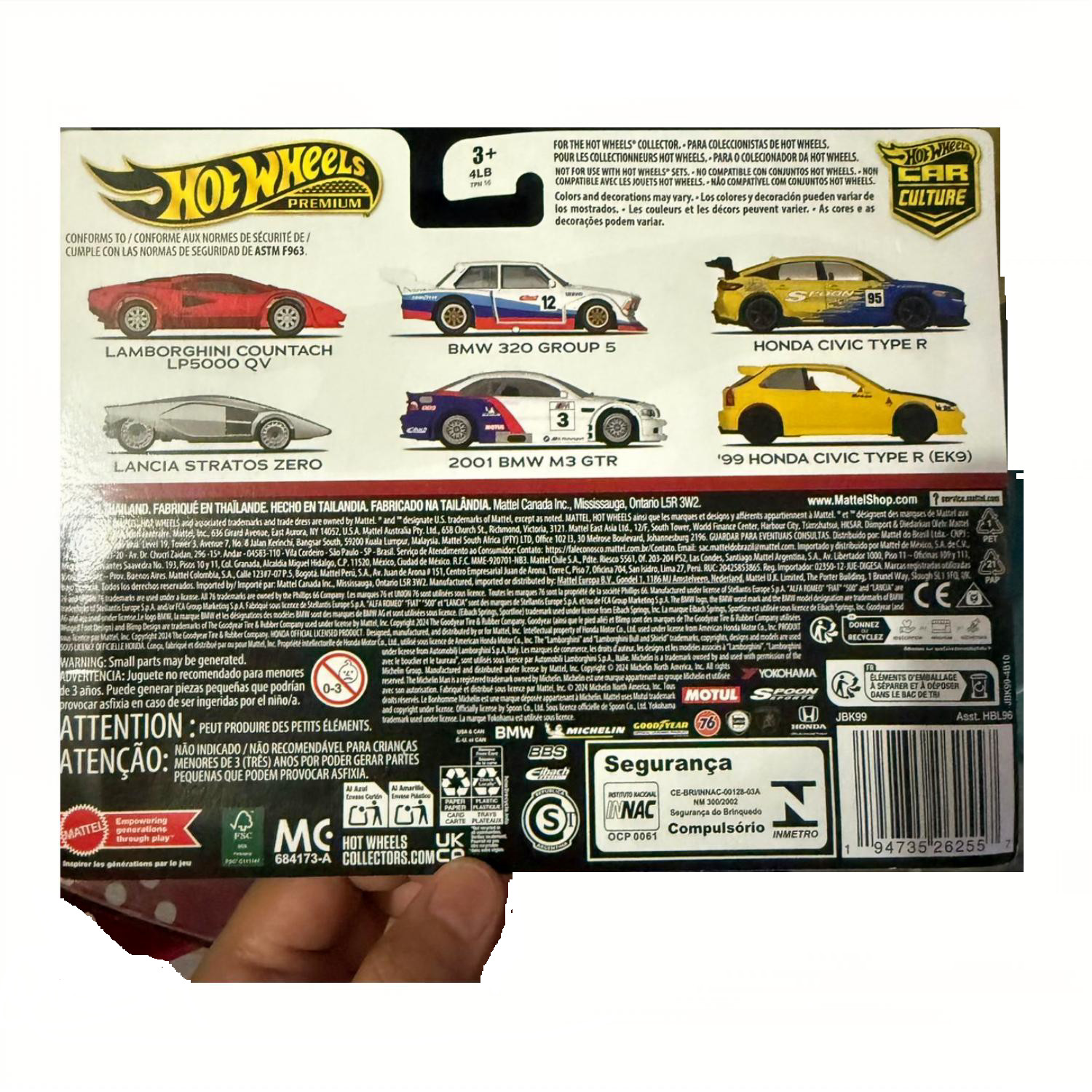 Hot wheels Premium BMW 320 Group 5 + 2001 BMW M3 GTR 2 car pack on Real Riders