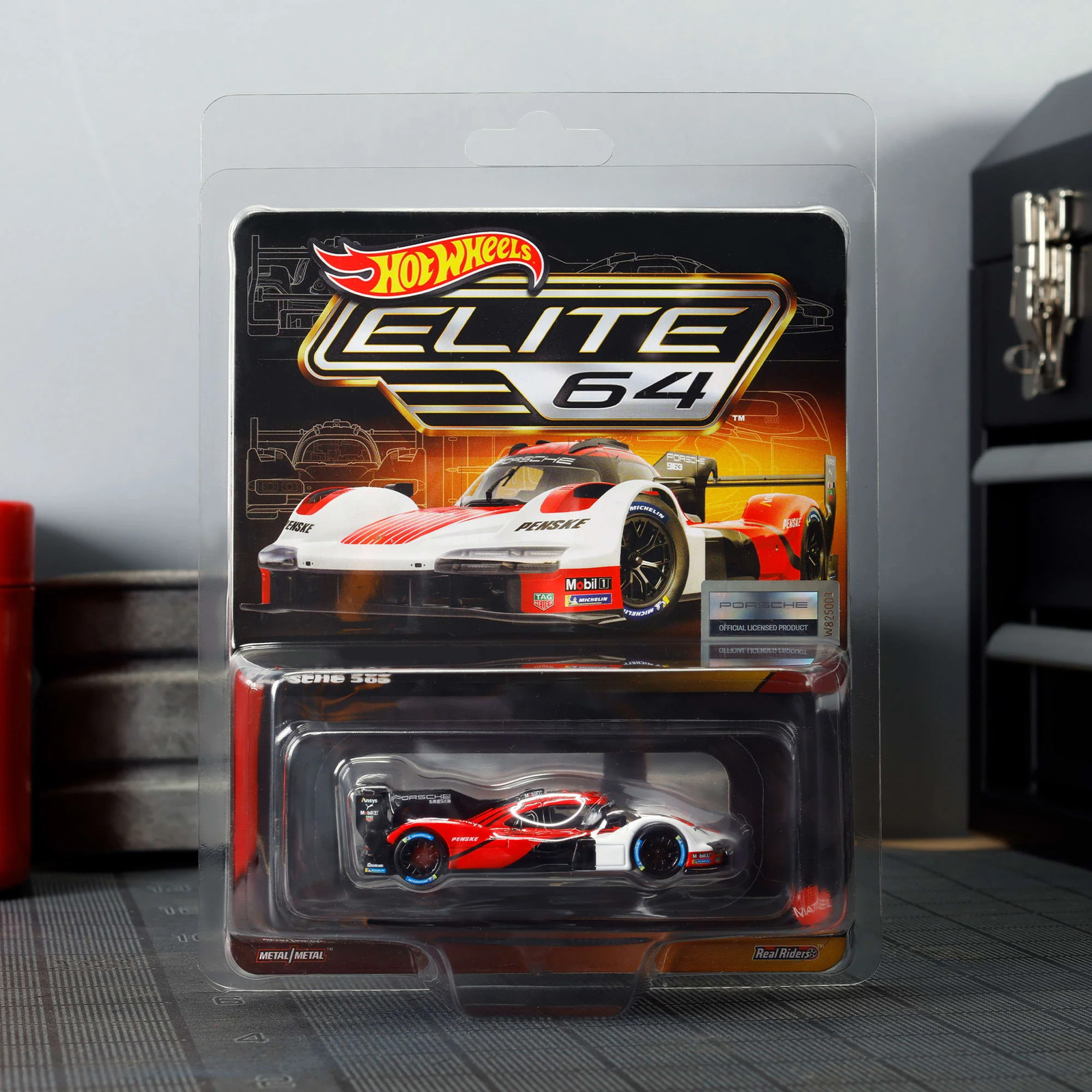 HOT WHEELS ELITE 64 PORSCHE 963 PORSCHE PENSKE JCP46 DIE CAST NEW MODEL