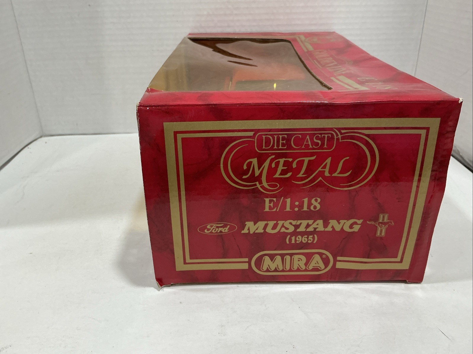 MIRA GOLDEN LINE 1965 Ford Mustang ~ Red Hard Top 1:18 Die Cast Car