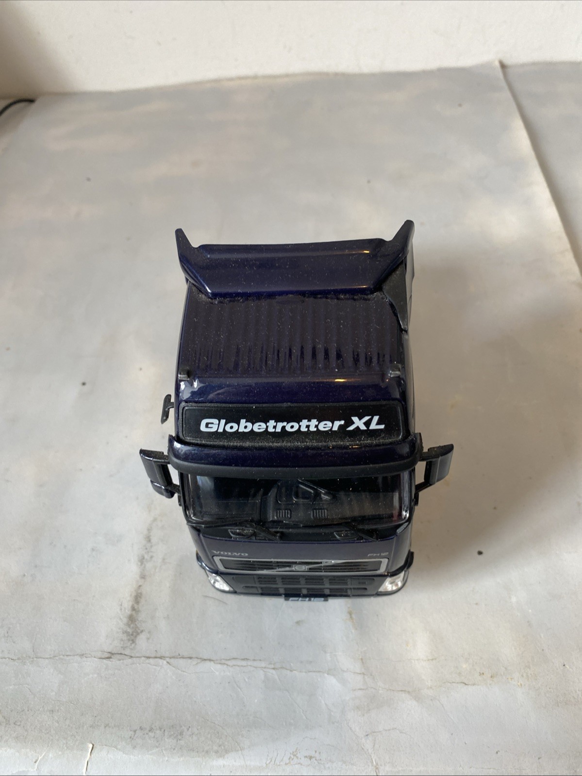 Welly 1/32 Volvo FH12 Tractor Unit
