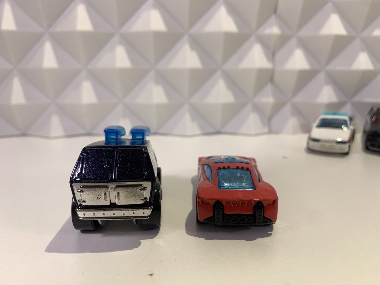 Hot Wheels Loose Lot of 8 Rescue and Police Fire Trucks