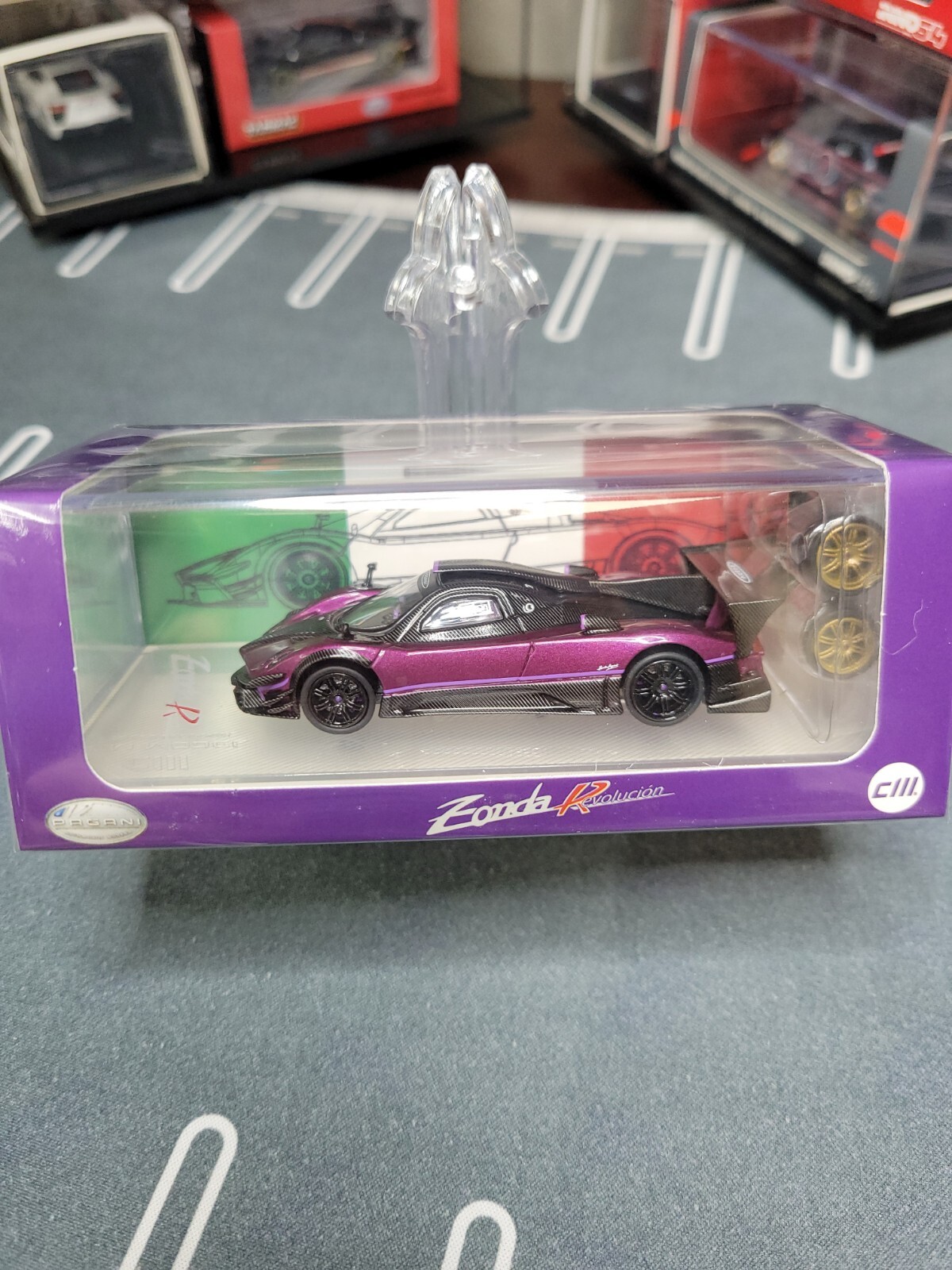 CM Model 1:64 Pagani Zonda Revolucion – Purple – Limited Edition