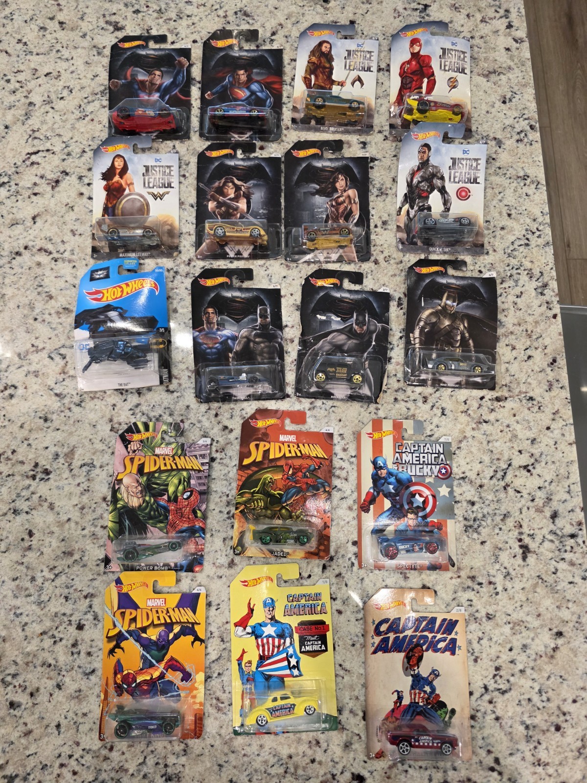 Hot Wheels DC Marvel Character Cars Lot of 18 Batman Superman Spider-Man Justice