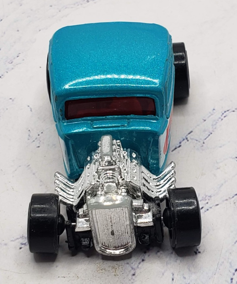 Hot Wheels HW Hot Rods ’32 Ford HWCC Rod & Custom Aqua Blue Car