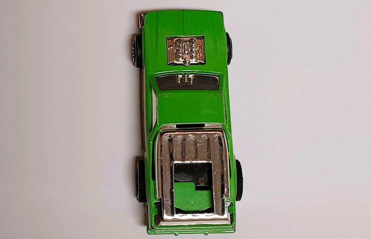 1979 Hot Wheels Scorchers Truckin’ Co. Chevy Light in Apple Green, Free Shipping