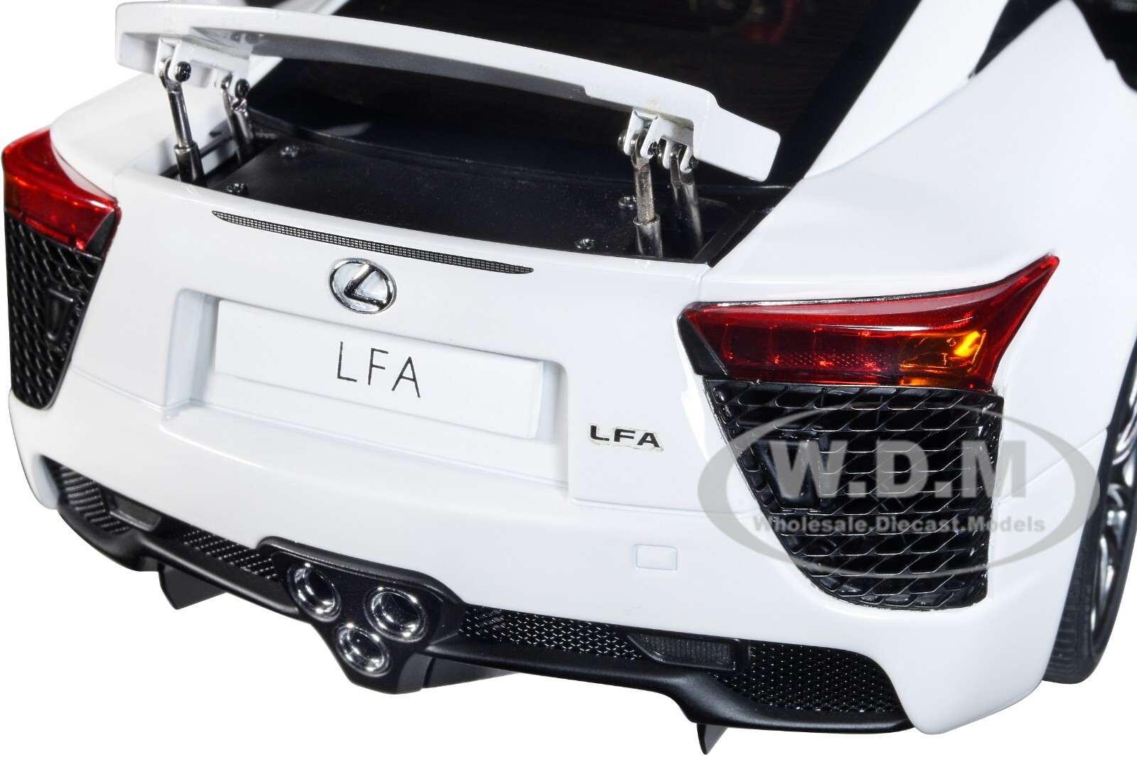 LEXUS LFA WHITEST WHITE W/ RED & BLACK INTERIOR 1/18 MODEL CAR BY AUTOART 78850