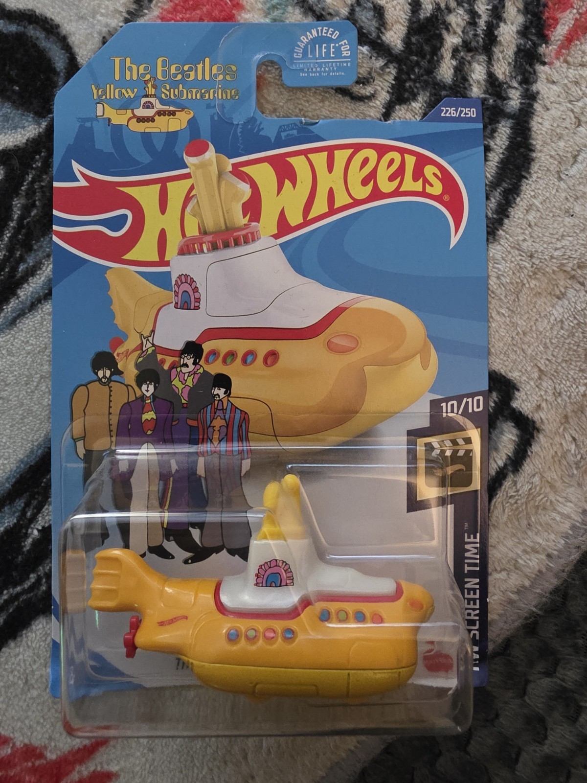 Hot Wheels Treasure Hunt Screen Time The Beatles Yellow Submarine 1:64 Diecast