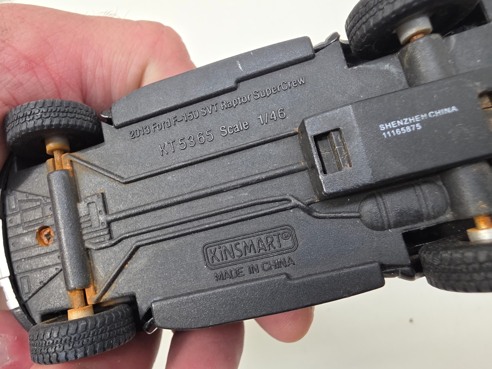 Kinsmart FORD F-150 SVT Raptor SuperCrew PickUp 1:46 BLACK