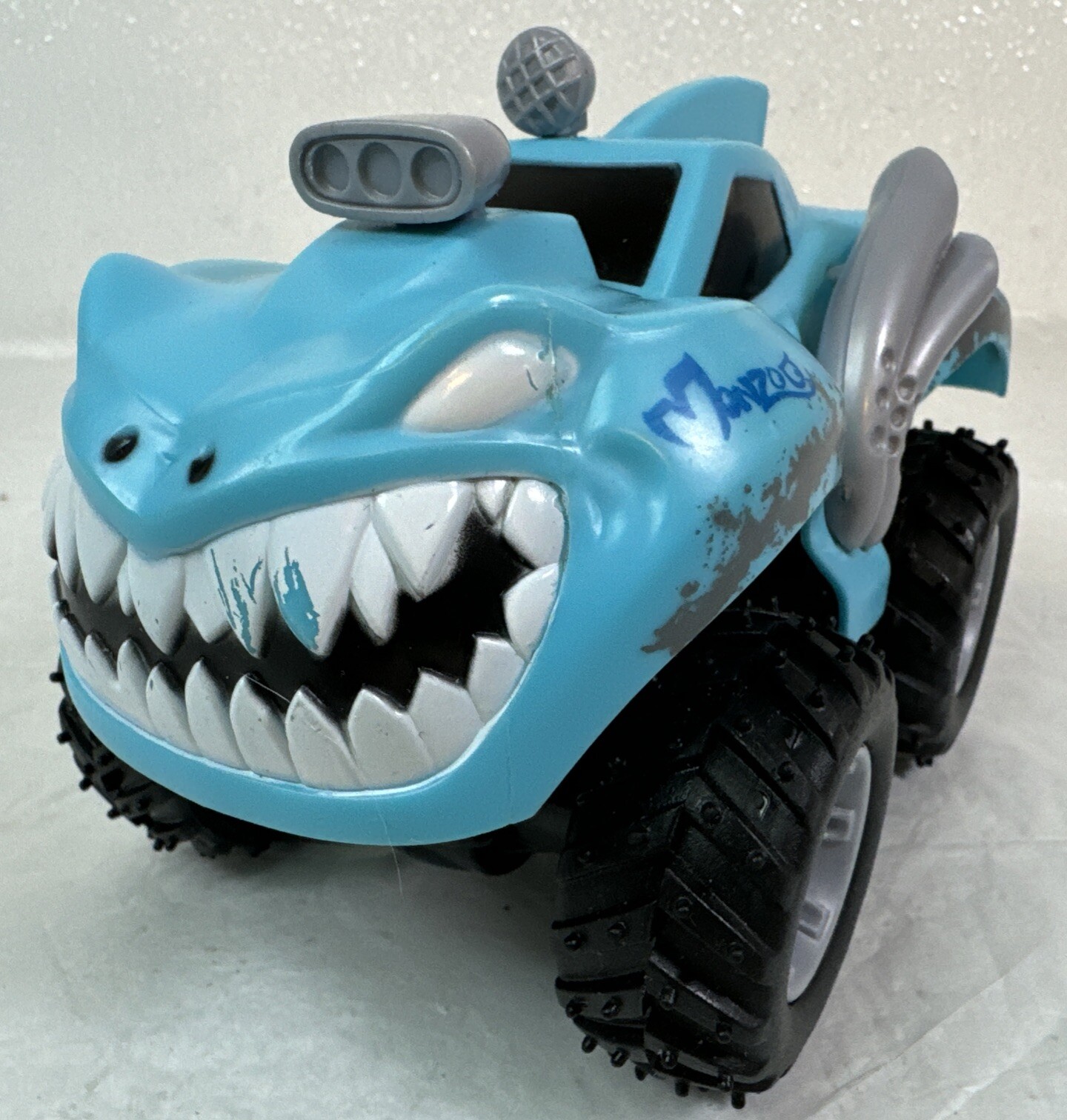 Monzoo Monster Machines Blue Shark Car Push n Go 4×4 Truck Friction Powered