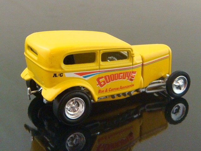 Good Guys Rod & Custom 1932 Ford Vicky Flathead V8 Dragster 1/64 Scale Ltd Edt U