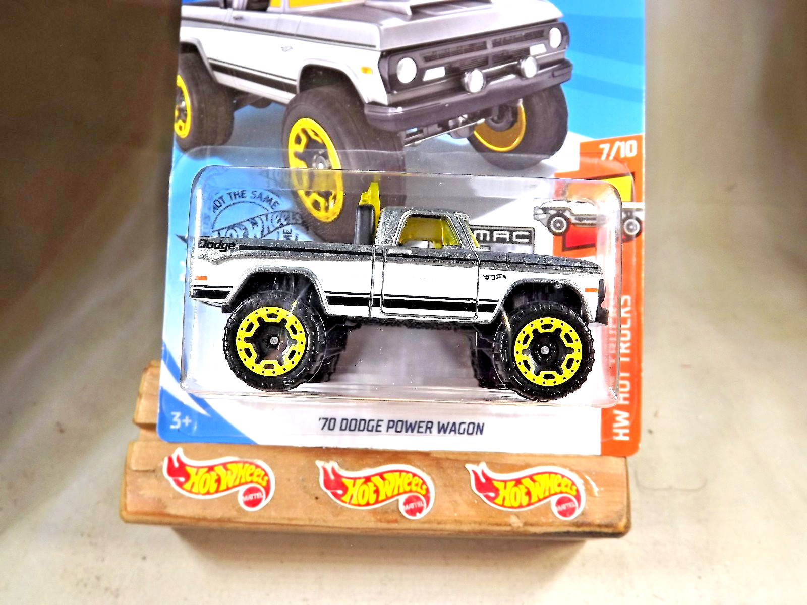2020 Hot Wheels Walmart #10 Zamac #152 HW Hot Trucks 7/10 ’70 DODGE POWER WAGON