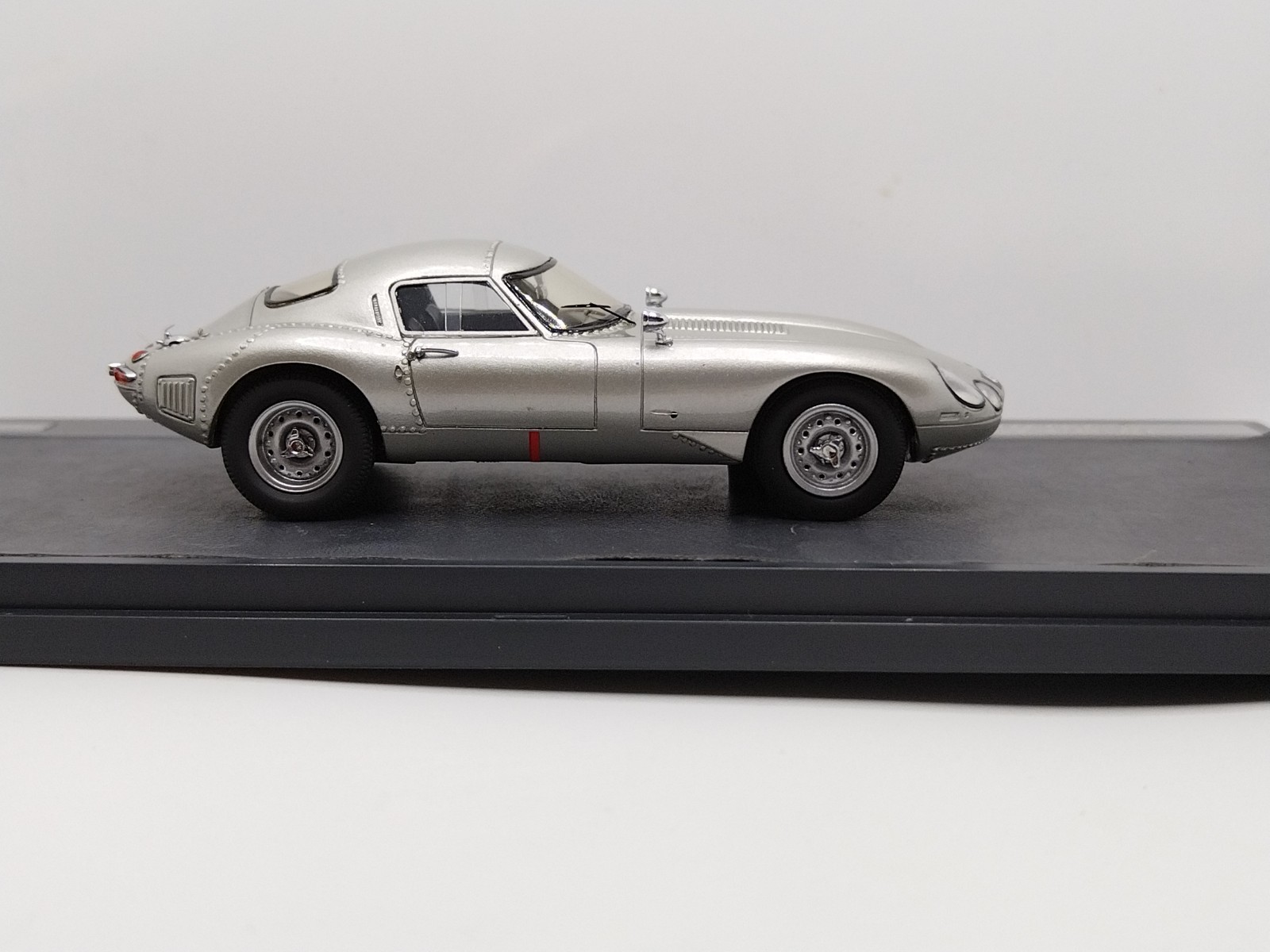 MATRIX 1/43 Jaguar E-Type Low Drag Coupe 1963. Wow Rare!