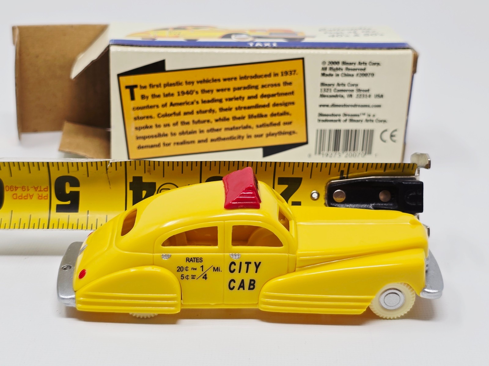 Dimestore Dreams 1940’s Yellow City Cab / TAXI #20070 Deluxe Plastic 1:43