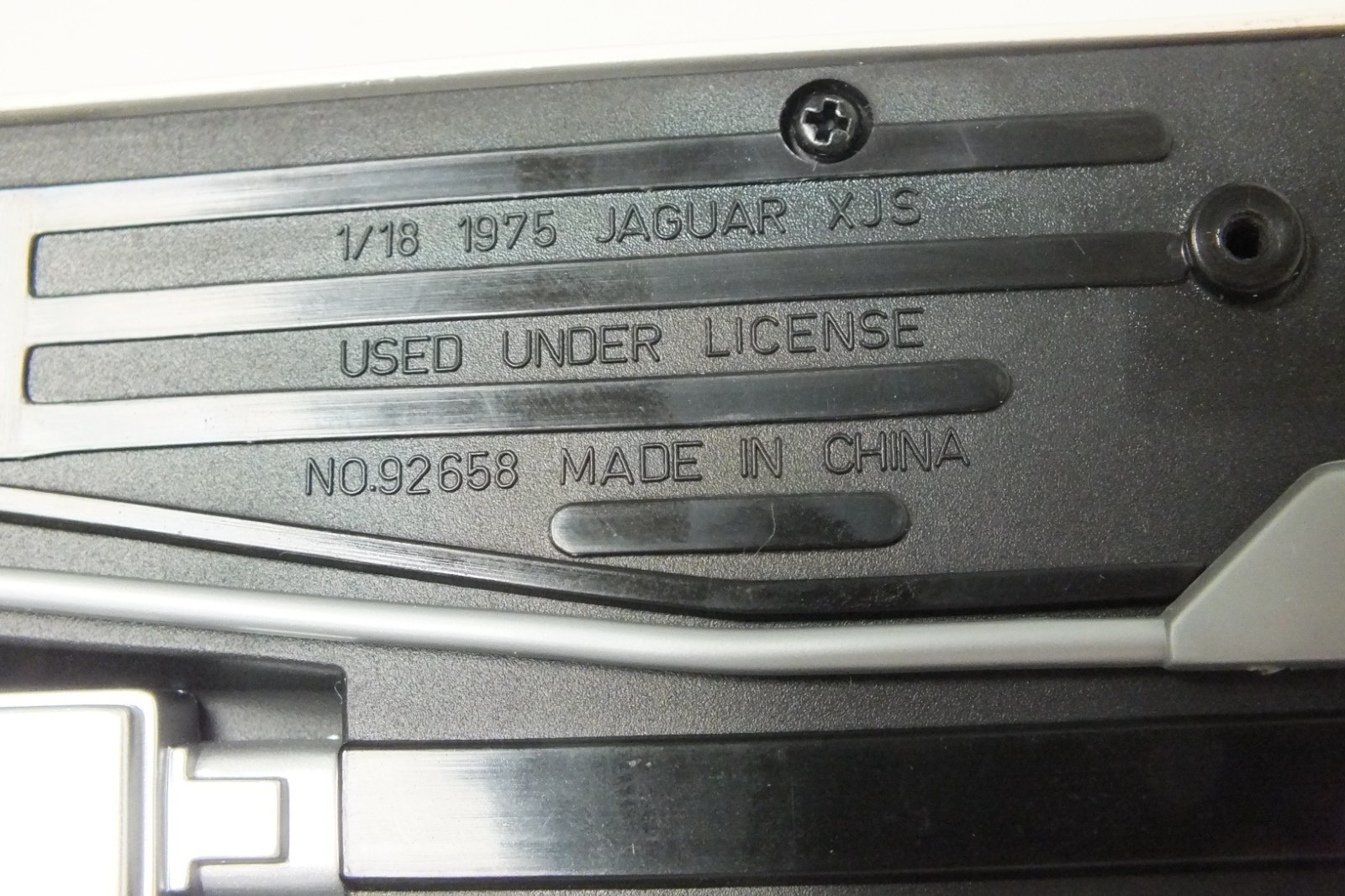 1965 Jaguar XJS Road Signature 1:18 Die Cast