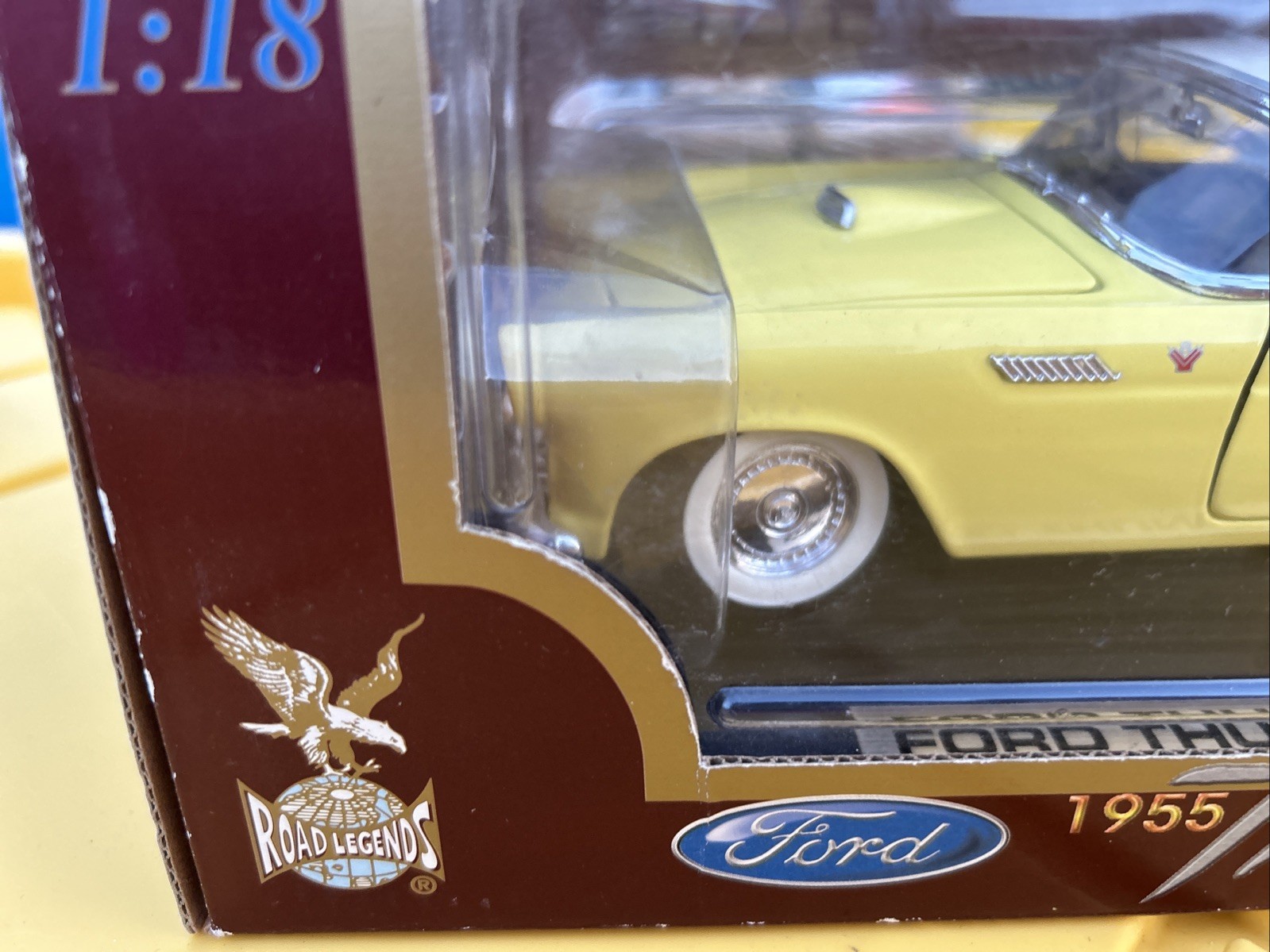 Road Legends Yat Ming 1955 Thunderbird Yellow removable top scale 1:18 Used