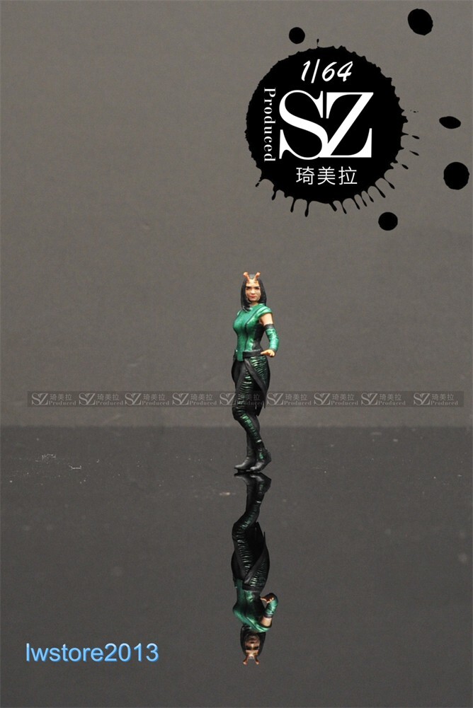 1/64 Mantis Girl Scene Props Miniatures Figures Model For Cars Vehicles Toys