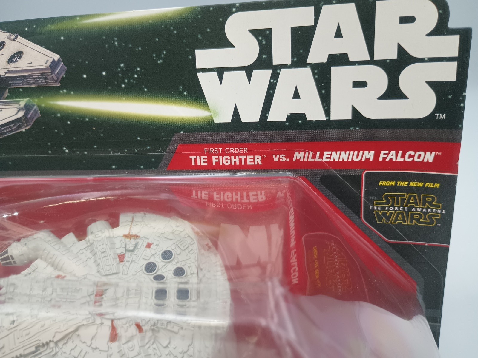 Hot Wheels Diecast Star Wars: The Force Awakens Tie Fighter vs Millennium Falcon