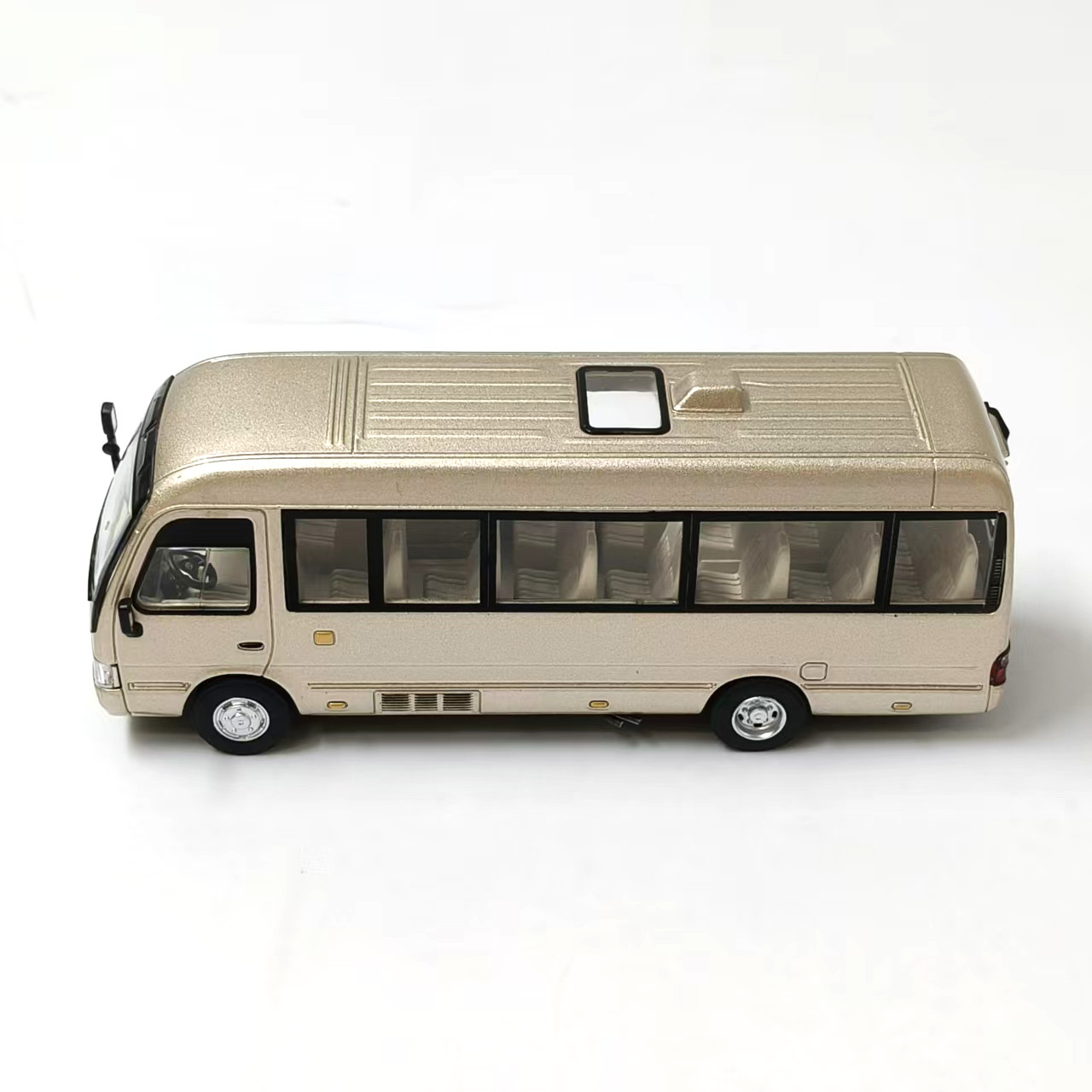 2013 Toyota Coaster Mini Bus 1:64 Diecast Metal Model – Collectible Replica