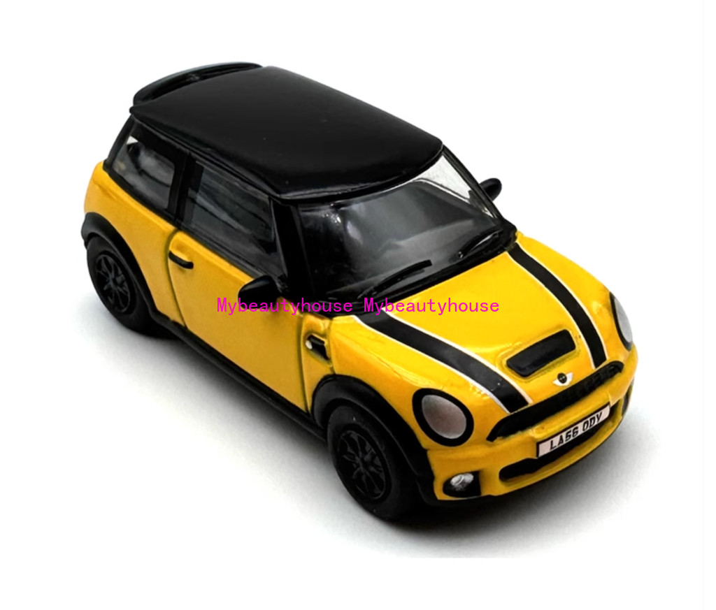 1:76 Yellow New Mini Copper Sports Model Diecast Metal Car