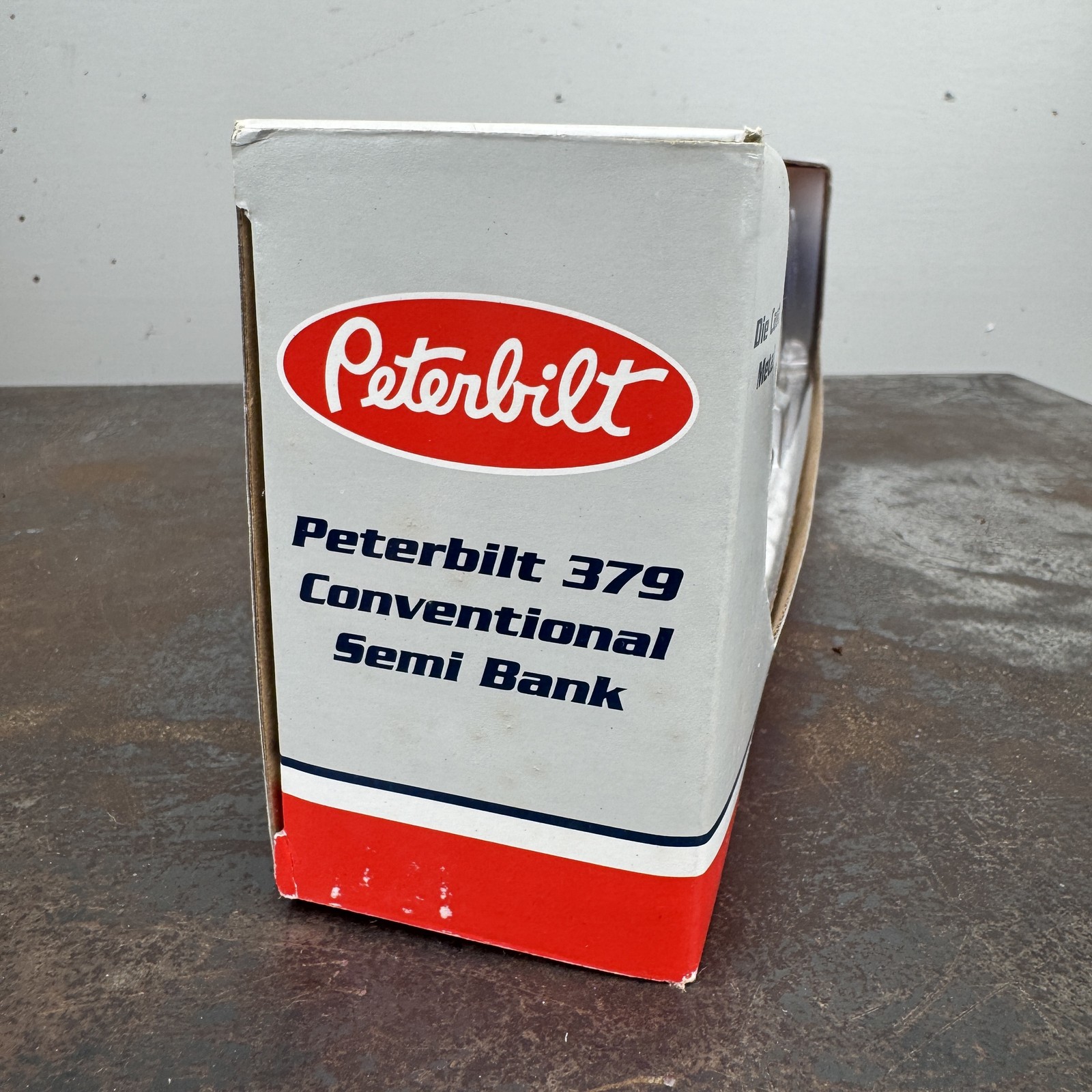 LIBERTY / SpecCast GOLD MEDAL 1/64 Diecast Peterbilt 379 Truck & Trailer #32523