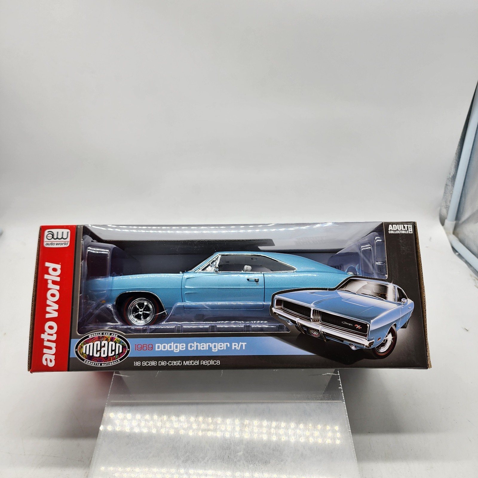 57Z Auto World 1:18 1969 Dodge Charger American Muscle Rare Color Variant