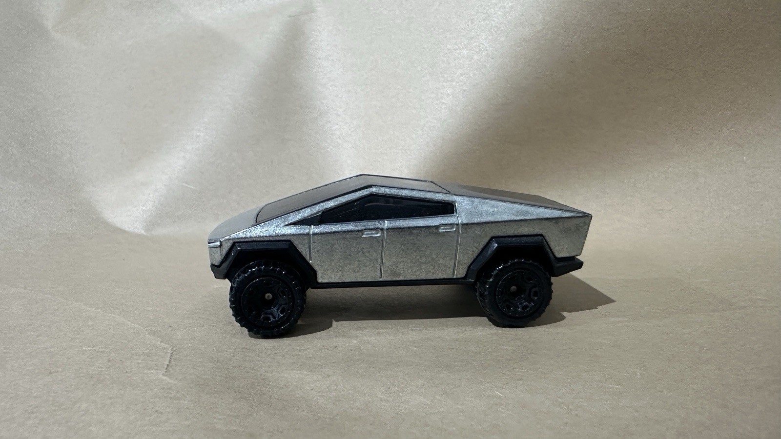 Hot Wheels Cybertruck 2021 ZAMAC Loose