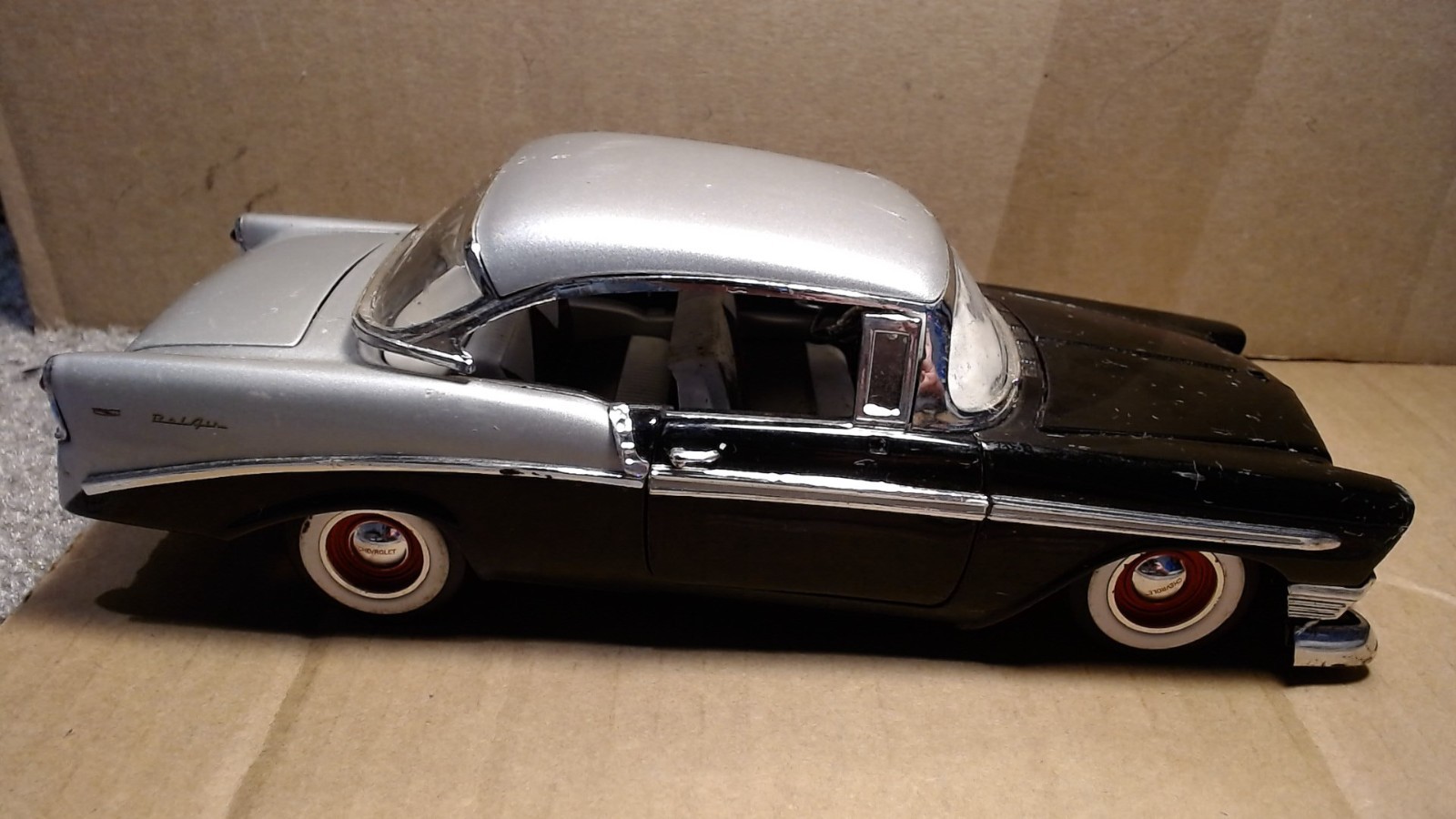 Jada Toys 1/24 Road Rats1956 Chevrolet Bel Air Diecast China Silver&Black