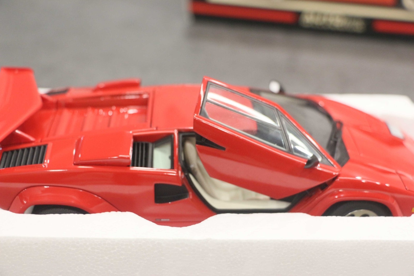 AUTOART 1/18 LAMBORGHINI COUNTACH LP5000S RED 74531 藍寶基尼